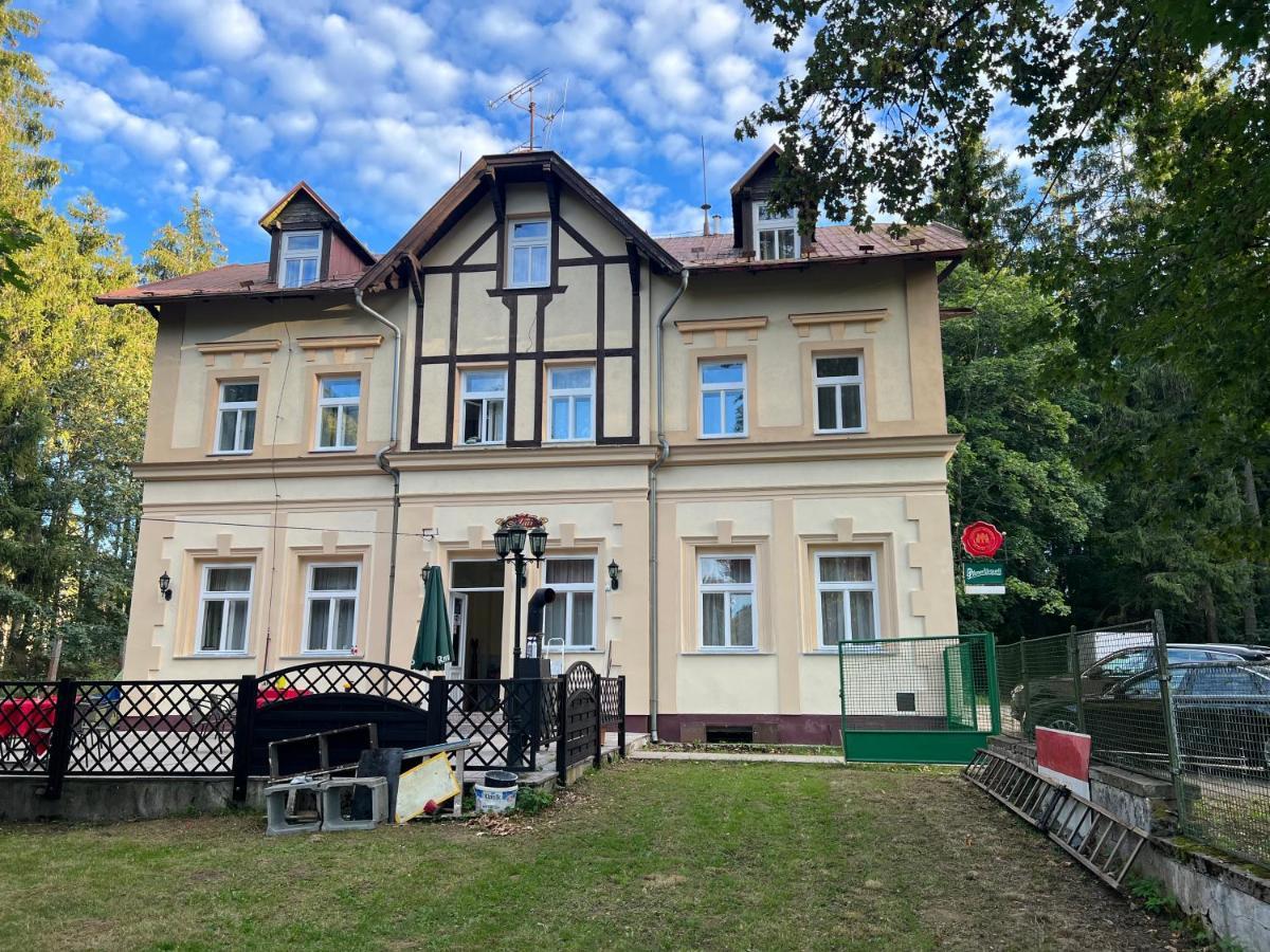 Villa Berolina Mariánské Lázně Exterior foto